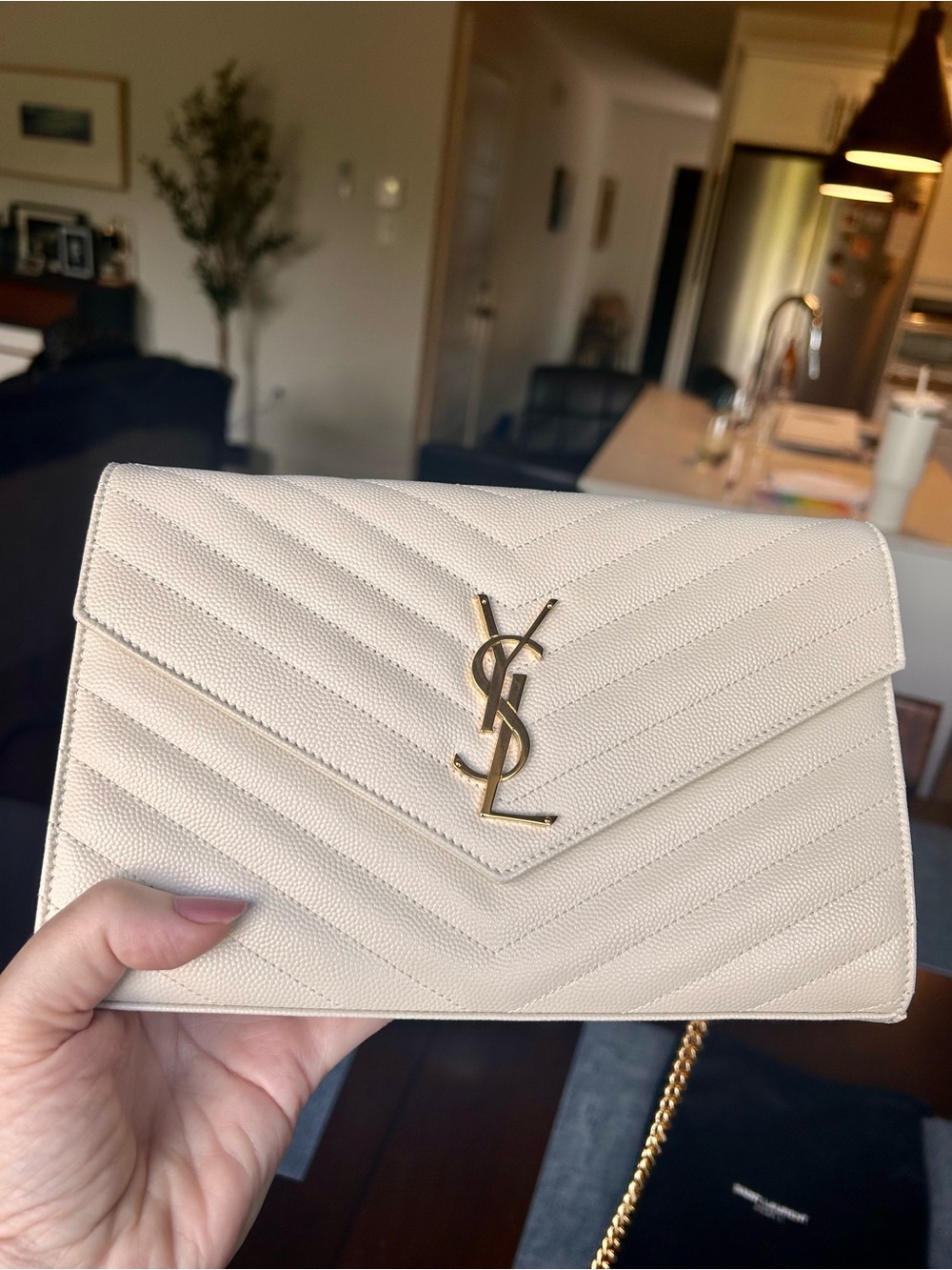 YSL Saint Laurent Cassandre wallet on a chain - cream grain de poudre - pristine